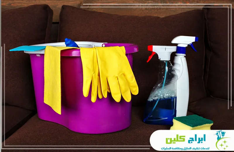 تنظيف الاثاث القماش بجدة 0550234190 ابراج كلين المتخصص يقوم بتنظيف الأثاث باستخدام أفضل الأدوات والمعدات ليظهر نظيفًا ولامعًا تمامًا.